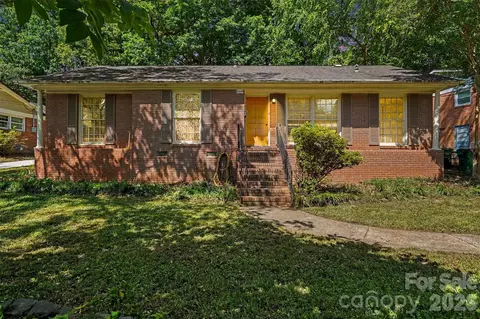 2330 Wensley Dr, Charlotte, NC 28210