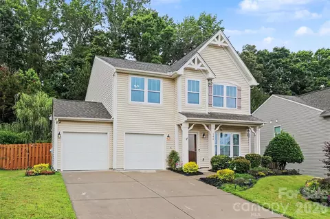104 Isabella Ct, Mount Holly, NC 28120