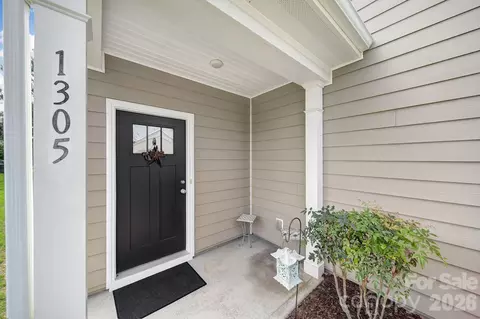 Exterior - 1305 Rainier Dr, Fort Mill, SC 29708 photo 2 of 5