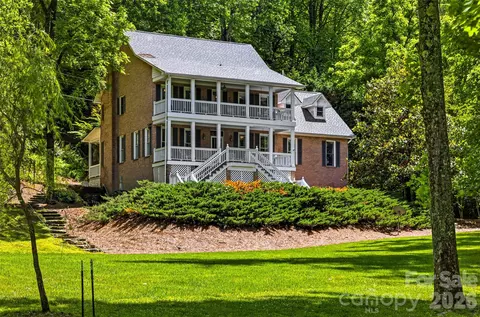243 Poplar Ln, Pisgah Forest, NC 28768