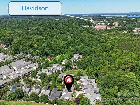 View/Area - 170 Clemens Pl, Davidson, NC 28036 photo 4 of 5