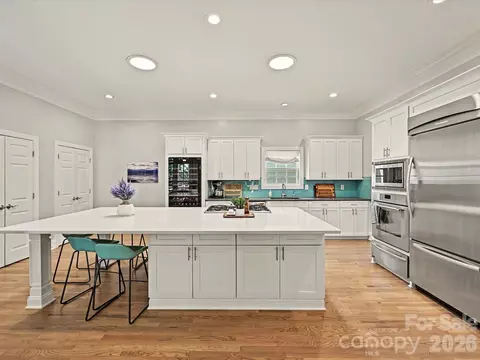 Kitchen - 170 Clemens Pl, Davidson, NC 28036 photo 1 of 5