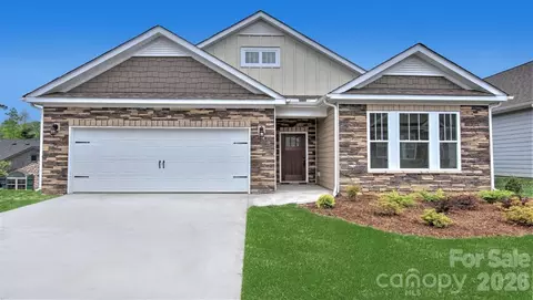 649 River Bottom Rd, Fletcher, NC 28732