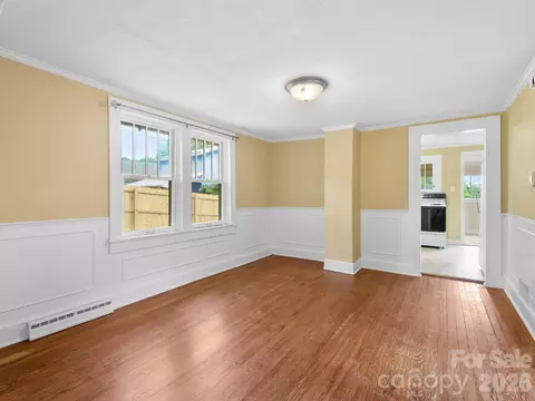 Living - 25 Bailey Rd, Candler, NC 28715 photo 6 of 7