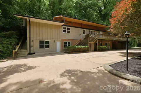 120 Stovall St, Waynesville, NC 28786