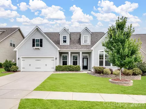 5033 Wesley Ct, Lancaster, SC 29720