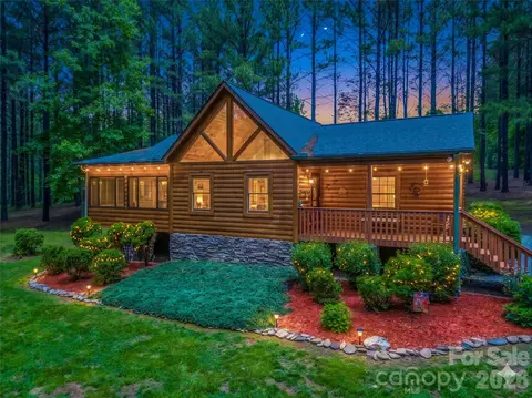 442 Whitestone Cir, Union Mills, NC 28167