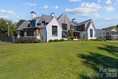 20218 Rainbow Cir, Cornelius, NC 28031