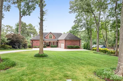 7980 Holly Ct, Denver, NC 28037