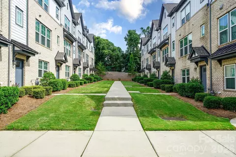 507 Upper Stone Cir, Charlotte, NC 28211