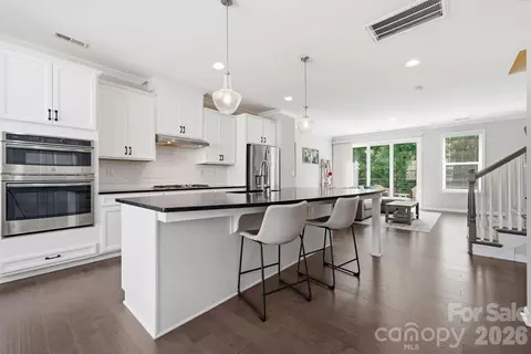 507 Upper Stone Cir, Charlotte, NC 28211
