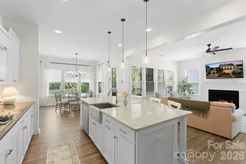 Kitchen - 4047 Oarman Ct, Fort Mill, SC 29708 photo 4 of 4