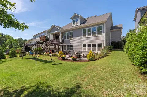 Exterior - 4047 Oarman Ct, Fort Mill, SC 29708 photo 5 of 7