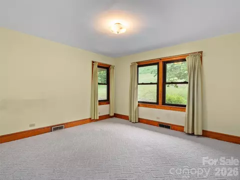 Bedroom - 21 Beaverdam Rd, Canton, NC 28716 photo 5 of 5