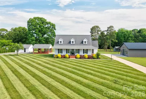 505 E Stagecoach Trl, Lawndale, NC 28090