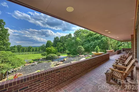 Tuckertown Road, New London, NC 28127