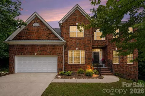 5304 Harvest Hill Dr, Harrisburg, NC 28075