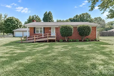 9289 Fisher Rd, Rockwell, NC 28138