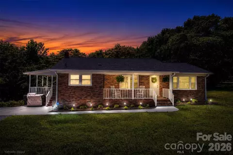 2221 New Hope Church Rd, Chester, SC 29706