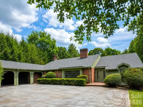 1811 5th Nw St NW, Hickory, NC 28601