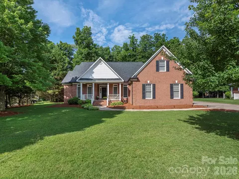 3672 Charolais Ln, Harrisburg, NC 28075