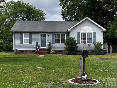 1341 E Cannon Ave, Albemarle, NC 28001
