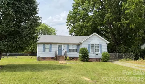 1341 E Cannon Ave, Albemarle, NC 28001