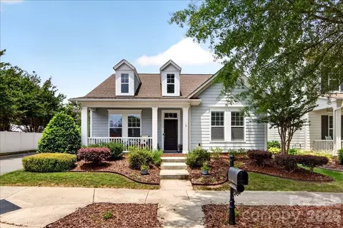 12422 Brenthaven Dr, Davidson, NC 28036