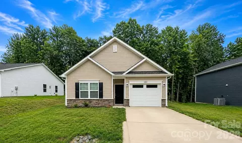 103 Trexler Ave, Mount Holly, NC 28120