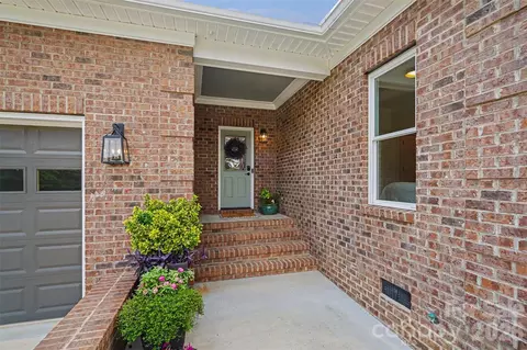 Exterior - 4445 Rowell Rd, Lancaster, SC 29720 photo 4 of 9
