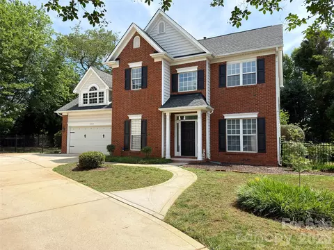 9539 Stawell Dr, Huntersville, NC 28078