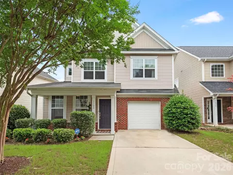 1100 Mountain Laurel Ct, Matthews, NC 28104