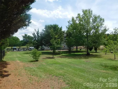 Exterior - 5402 Griffith Rd, Monroe, NC 28112 photo 4 of 5
