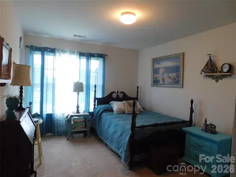 Bedroom - 5402 Griffith Rd, Monroe, NC 28112 photo 2 of 4