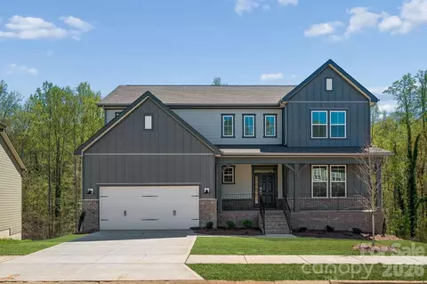 208 E Warfield Dr, Mooresville, NC 28115