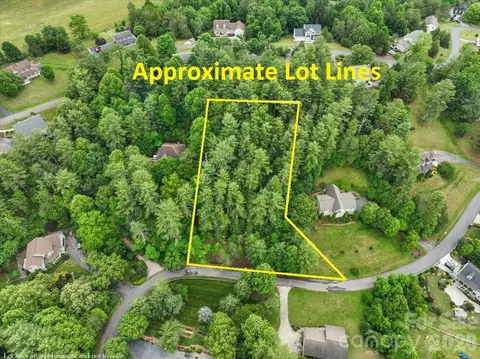 Hampton Lane, Weaverville, NC 28787