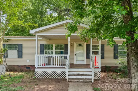 235 Misty Ln, Kannapolis, NC 28081