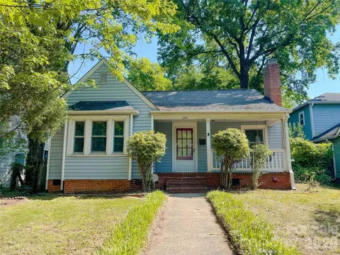 2105 Chesterfield Ave, Charlotte, NC 28205