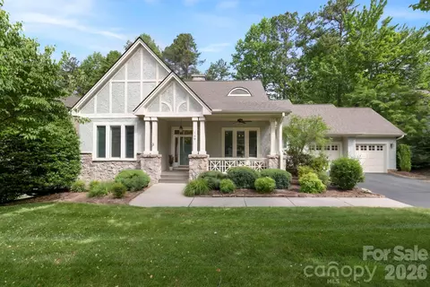 169 Camptown Rd, Brevard, NC 28712