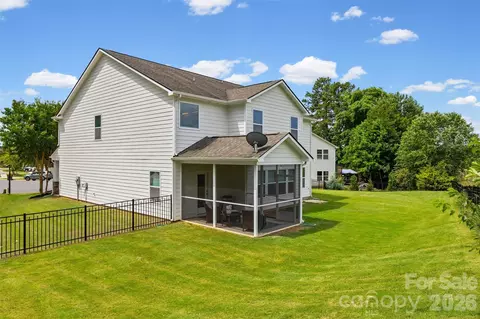 Exterior - 3703 Jacinta Ct, Tega Cay, SC 29708 photo 5 of 8