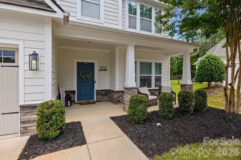 Exterior - 3703 Jacinta Ct, Tega Cay, SC 29708 photo 2 of 8