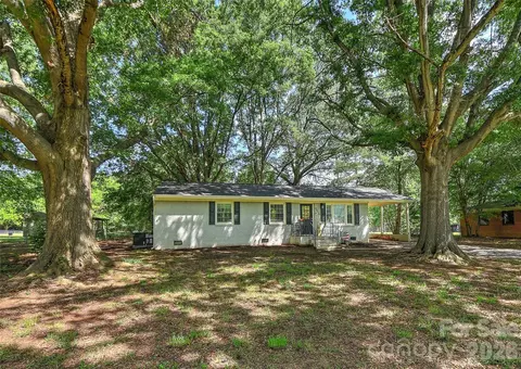 2515 Carroll St, Monroe, NC 28110