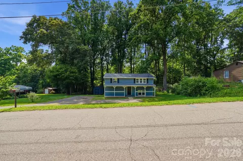 1120 Rita Ave, Statesville, NC 28677