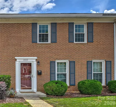 8333 Knights Bridge Rd, Charlotte, NC 28210