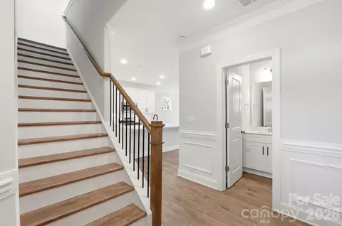 Entry Way - 114 Pointer Trl, Troutman, NC 28166 photo 2 of 6