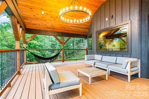 102 Ski Beech Rd, Beech Mountain, NC 28604 photo 5