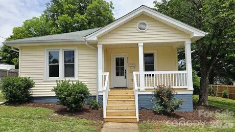 428 15th St, Cramerton, NC 28032