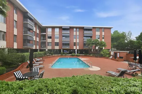 1300 Queens 416 Rd #416, Charlotte, NC 28207