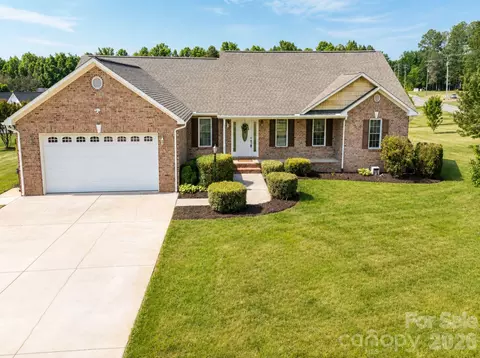 4240 Hunter Rhyne Rd, Lincolnton, NC 28092