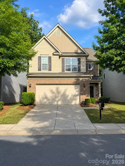 5122 Mount Clare Ln, Charlotte, NC 28210